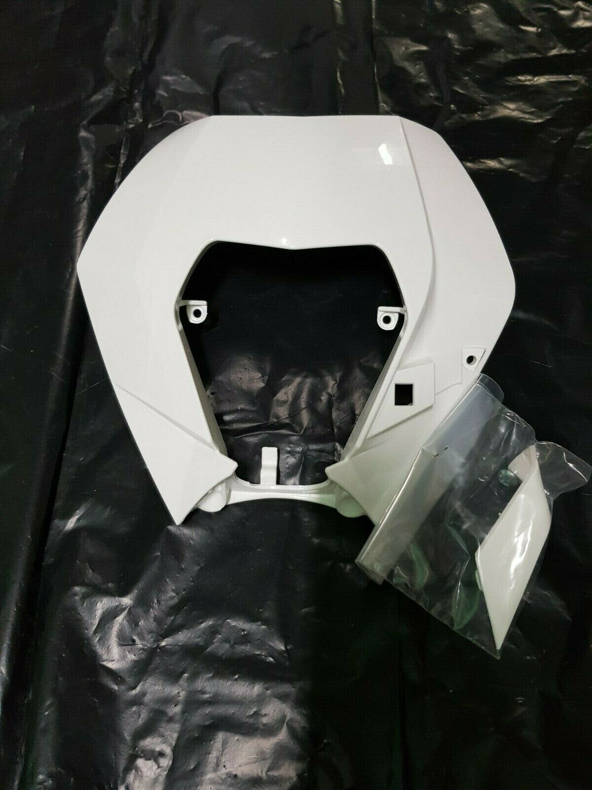 MASCHERINA PORTAFARO ANTERIORE KTM EXCF 250 350 400 450 500 530 2011 BIANCO