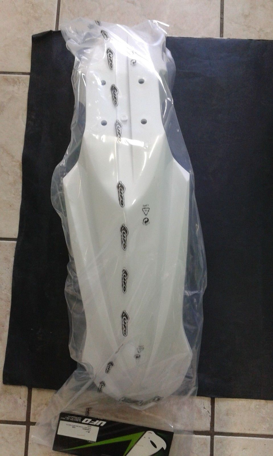 PARAFANGO ANTERIORE YAMAHA RESTYLING YZ 125 250 2003 03 COLORE BIANCO