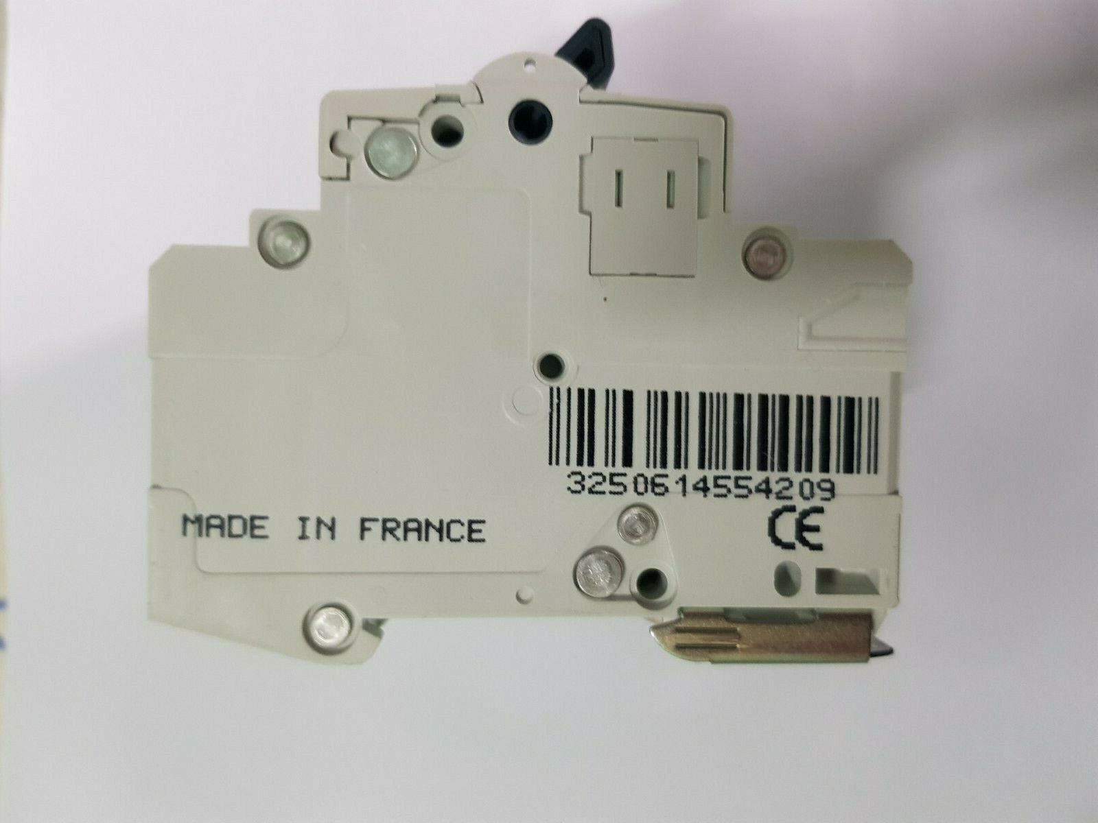 INTERRUTTORE AUTOMATICO HAGER CODICE MY420 4P 20A 4,5KA 1 PZ