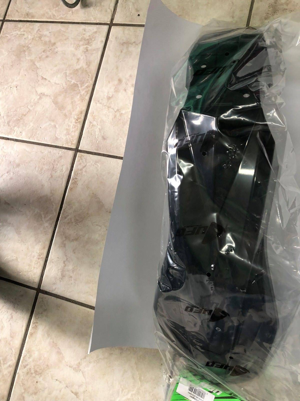 PARAFANGO ANTERIORE NERO KAWASAKI KXF 450 2017