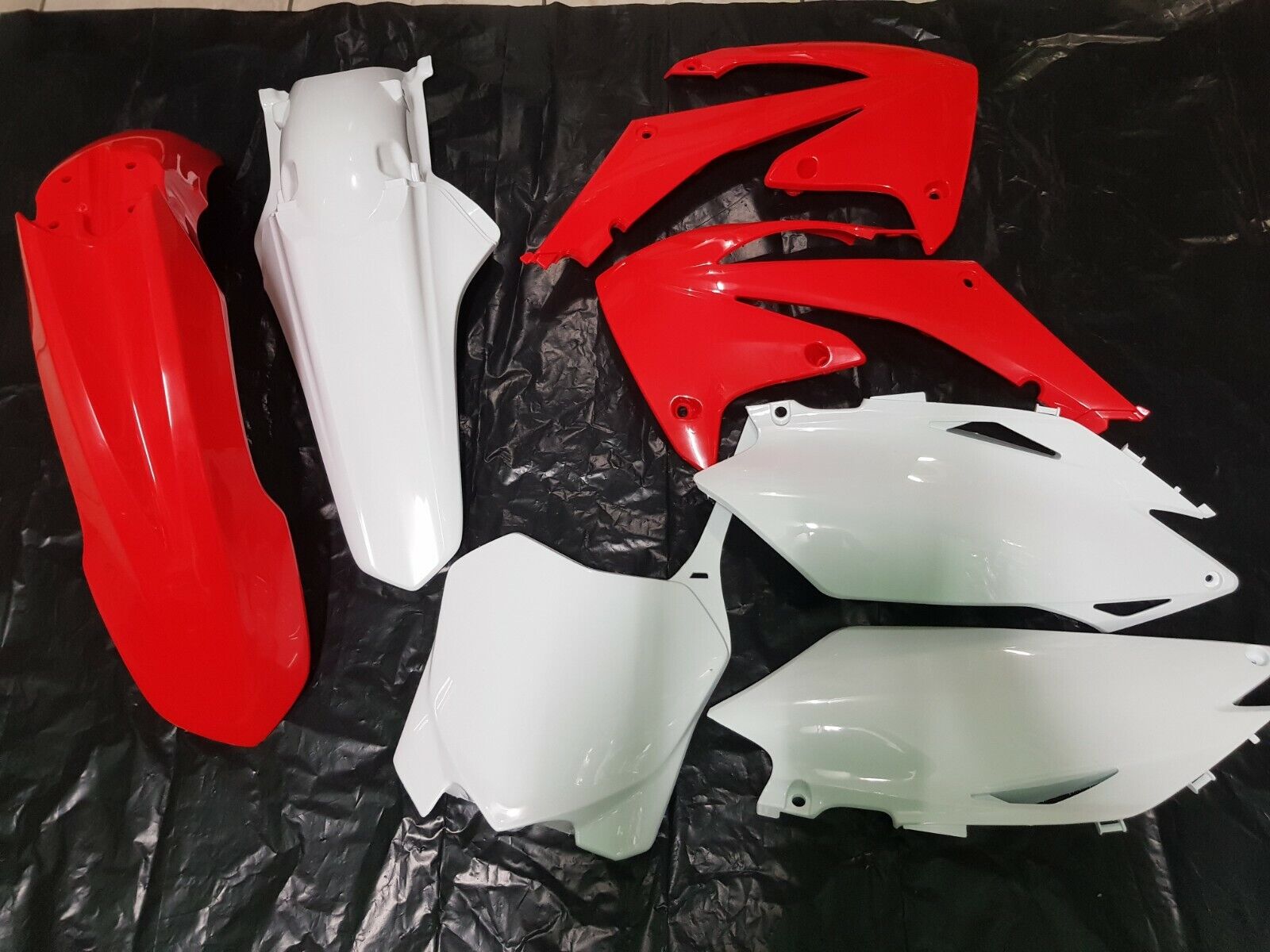 KIT PLASTICHE HONDA CRF 250 2010 KIT 5 PZ COLORE ORIGINALE