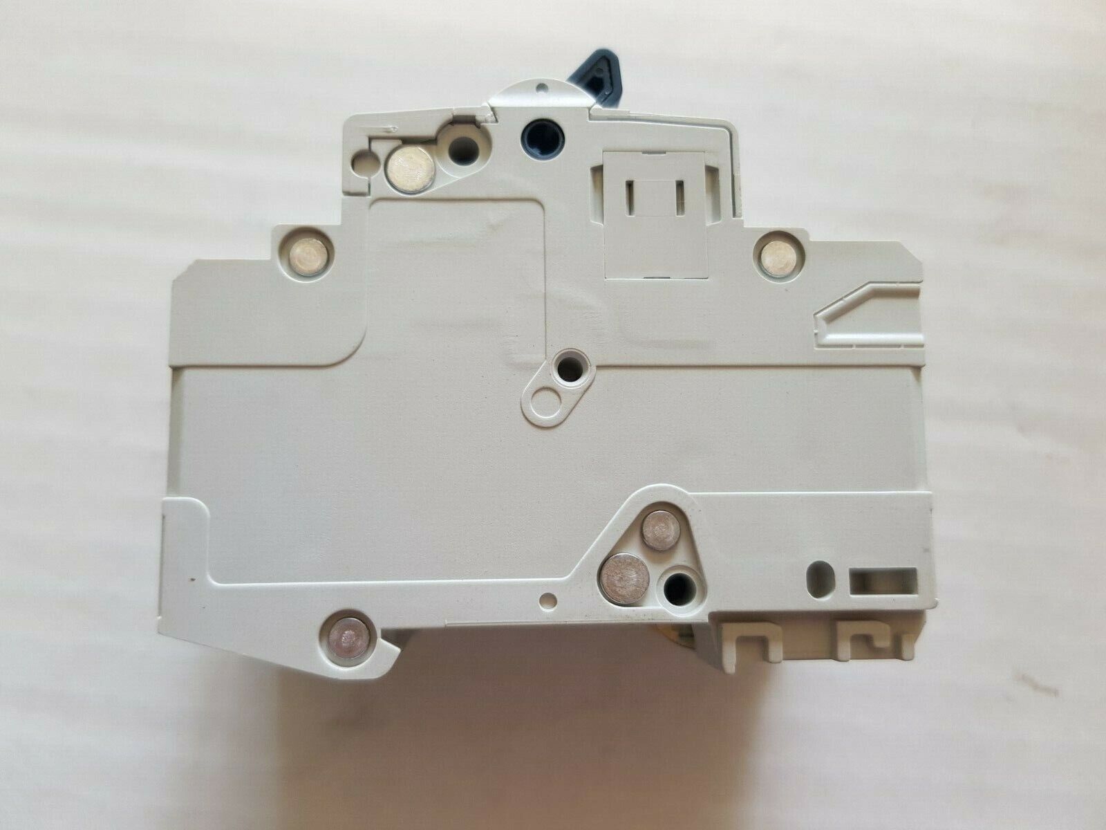 INTERRUTTORE AUTOMATICO HAGER CODICE MY320 3P 4,5KA 1 PZ