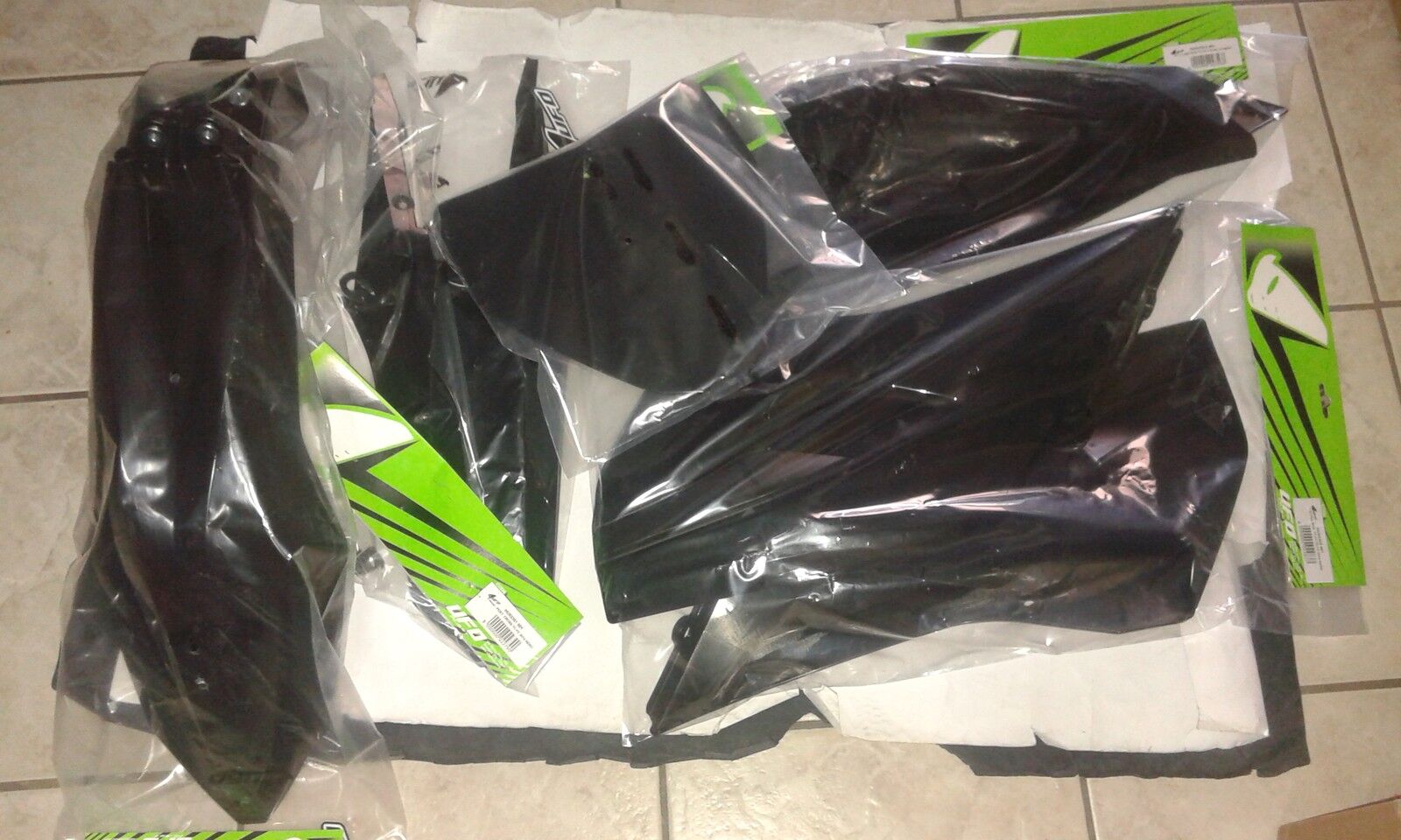 KIT PLASTICHE HUSQVARNA TC 125 2014 2015 5 PZ COLORE NERO