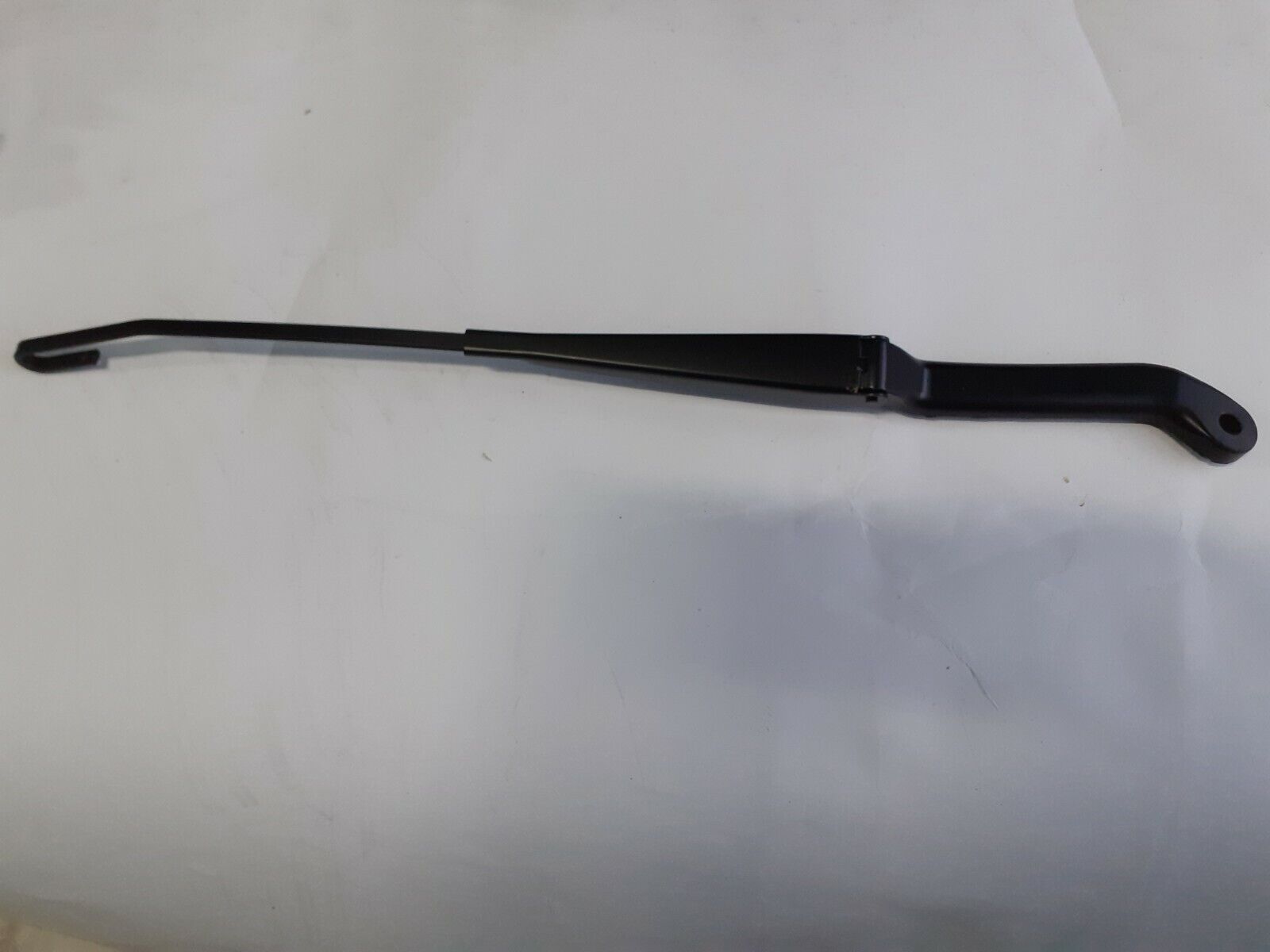 BRACCIO TERGITORE ANTERIORE SX PARABREZZA ORIGINALE LANCIA THESIS 2007 60677158