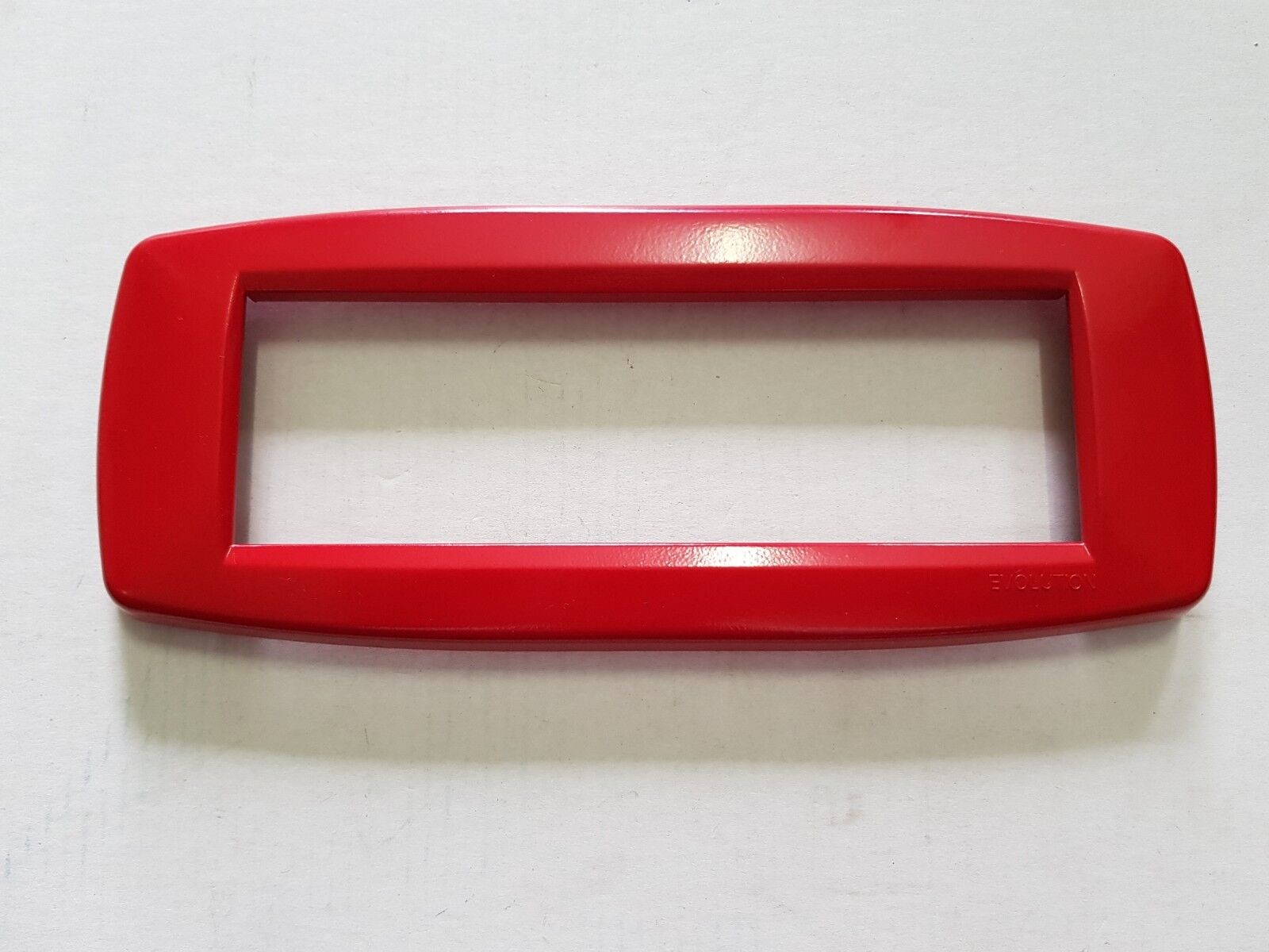 PLACCA ROSSA 6 MODULI CLASSIC UNIVEL EVOLUTION COD 7016.R 1 PEZZO