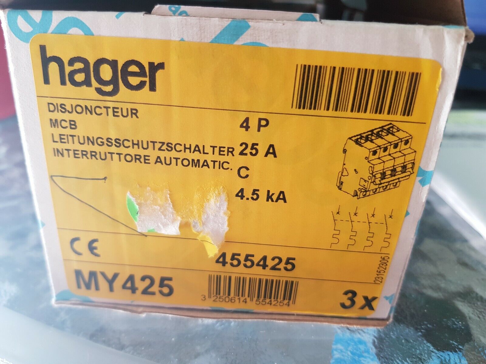INTERRUTTORE AUTOMATICO HAGER CODICE MY425 4P 25A 4,5KA 1 PZ