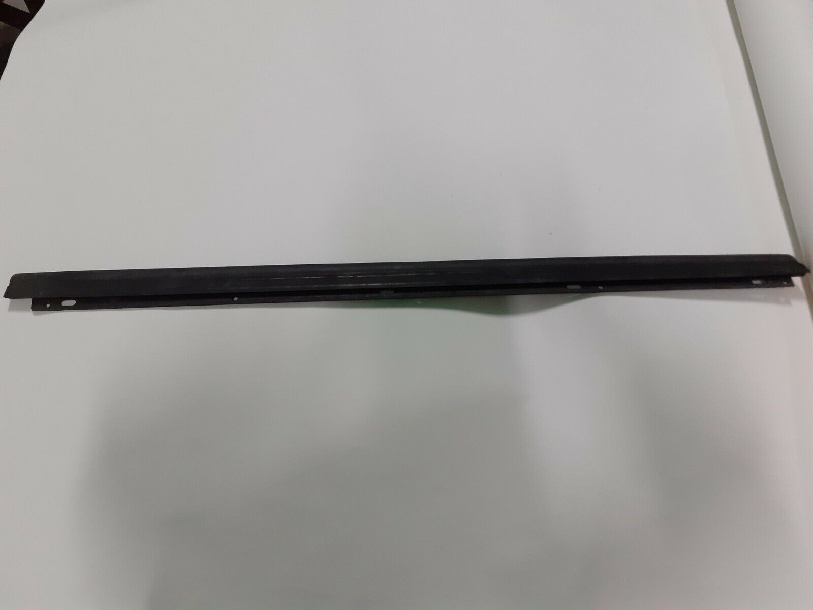 GUARNIZIONE LATERALE TENUTA PORTA ANT ORIGINALE LANCIA DELTA 1996 COD 82462293