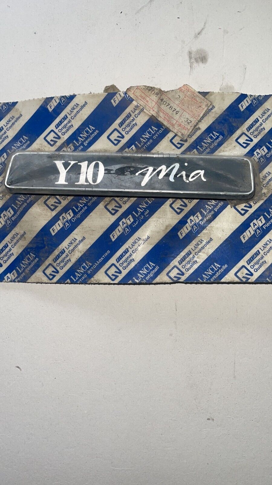 7794904 TARGHETTA STEMMA POSTERIORE AUTOBIANCHI LANCIA Y10 MIA