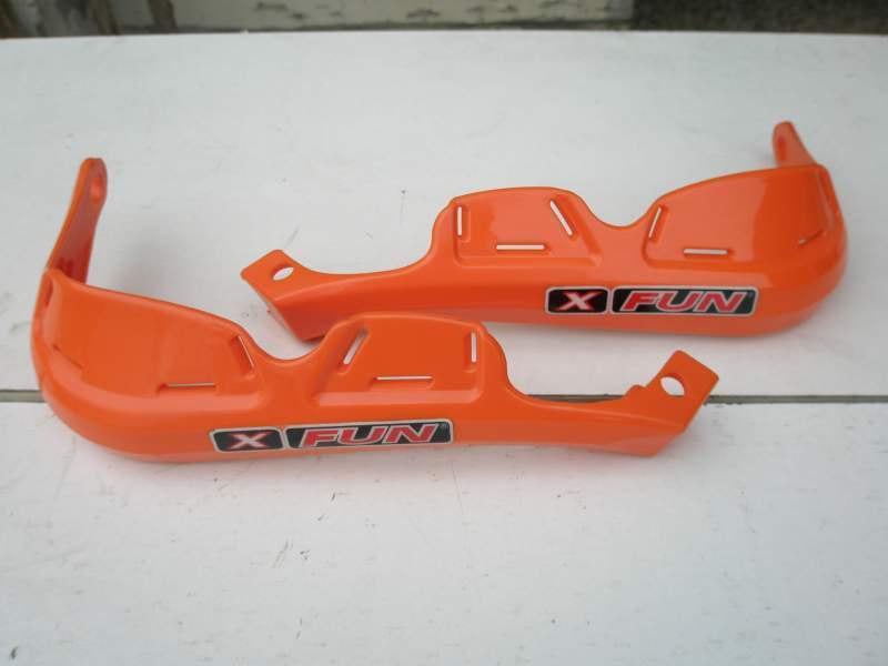 PARAMANI UNIVERSALI XFUN MODELLO SIX DAYS ENDURO MOTOCROSS 22 E 28 ARANCIO