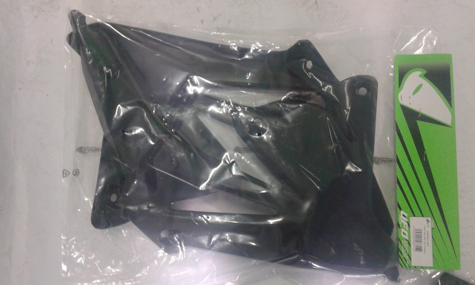 CONVOGLIATORI RADIATORI LA COPPIA PER SUZUKI RMZX 450 2008 COLORE NERO