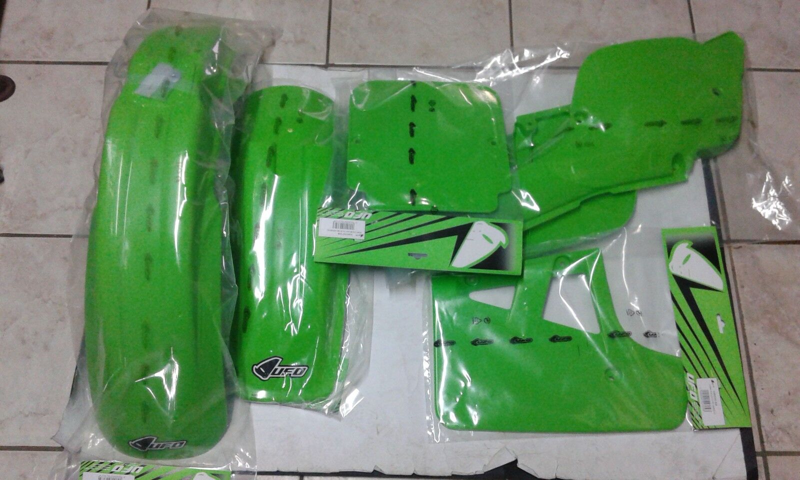 KIT PLASTICHE KAWASAKI KX 125 1987 KIT 5 PZ COLORE ORIGINALE