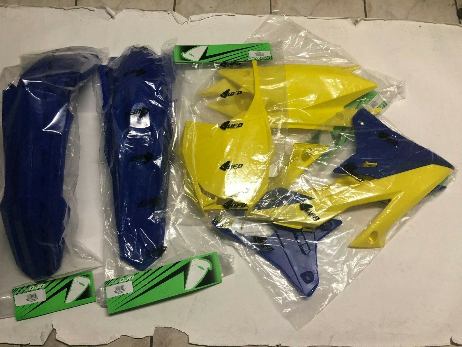 KIT PLASTICHE SUZUKI RMZ 450 2021 KIT 5 PZ GIALLO BLU