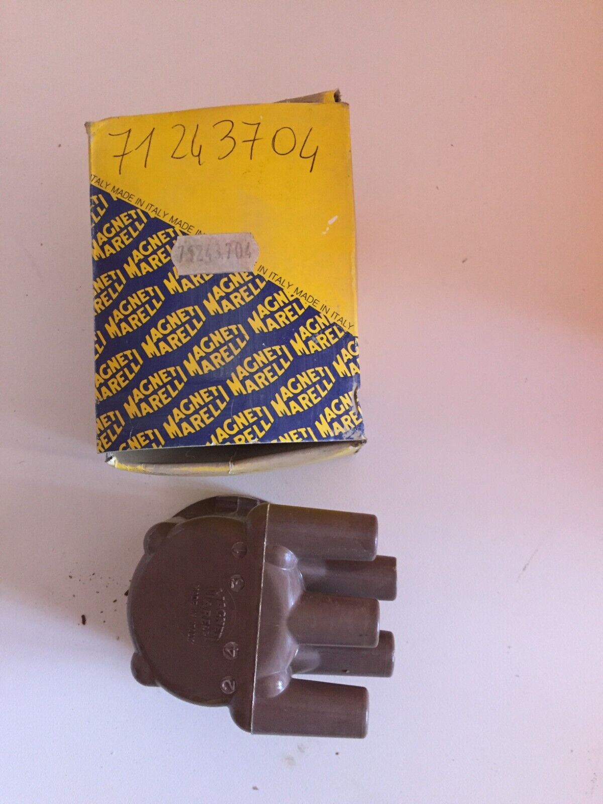 MAGNETI MARELLI 71243704 CALOTTA SPINTEROGENO PEUGEOT 505 SEDAN 98 CV 1989 1990