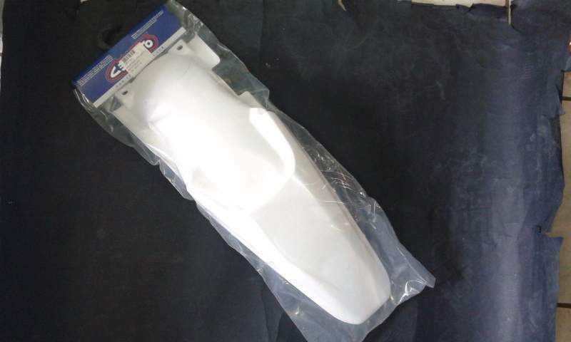 PARAFANGO POSTERIORE BIANCO HONDA CRF 150 2013