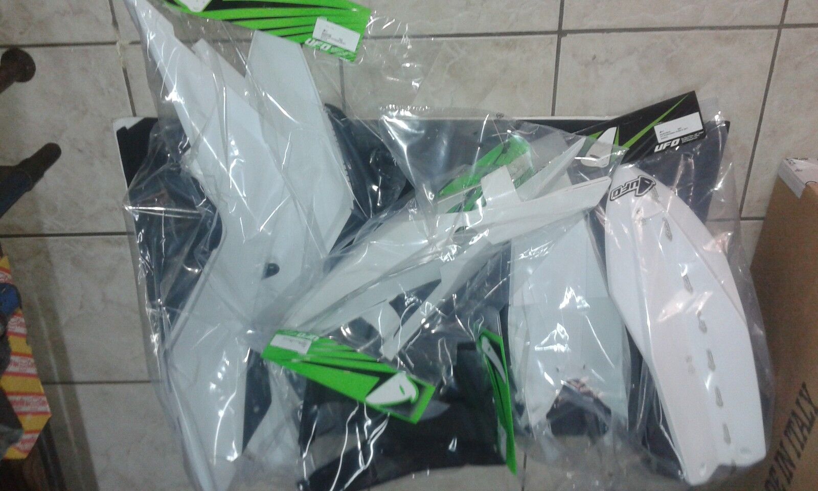 KIT PLASTICHE HUSQVARNA TE TC 511 2011 2012 2013 11 12 13 5 PZ COLORE BIANCO
