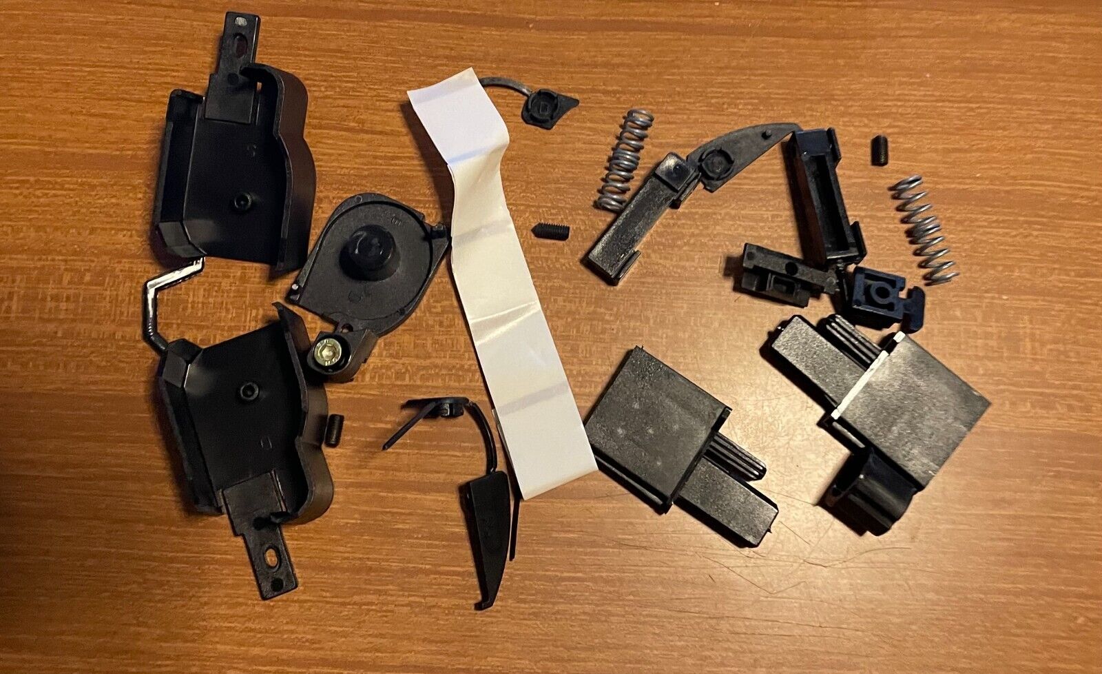 KIT ACCESSORI MONTAGGIO ZANZARIERA 