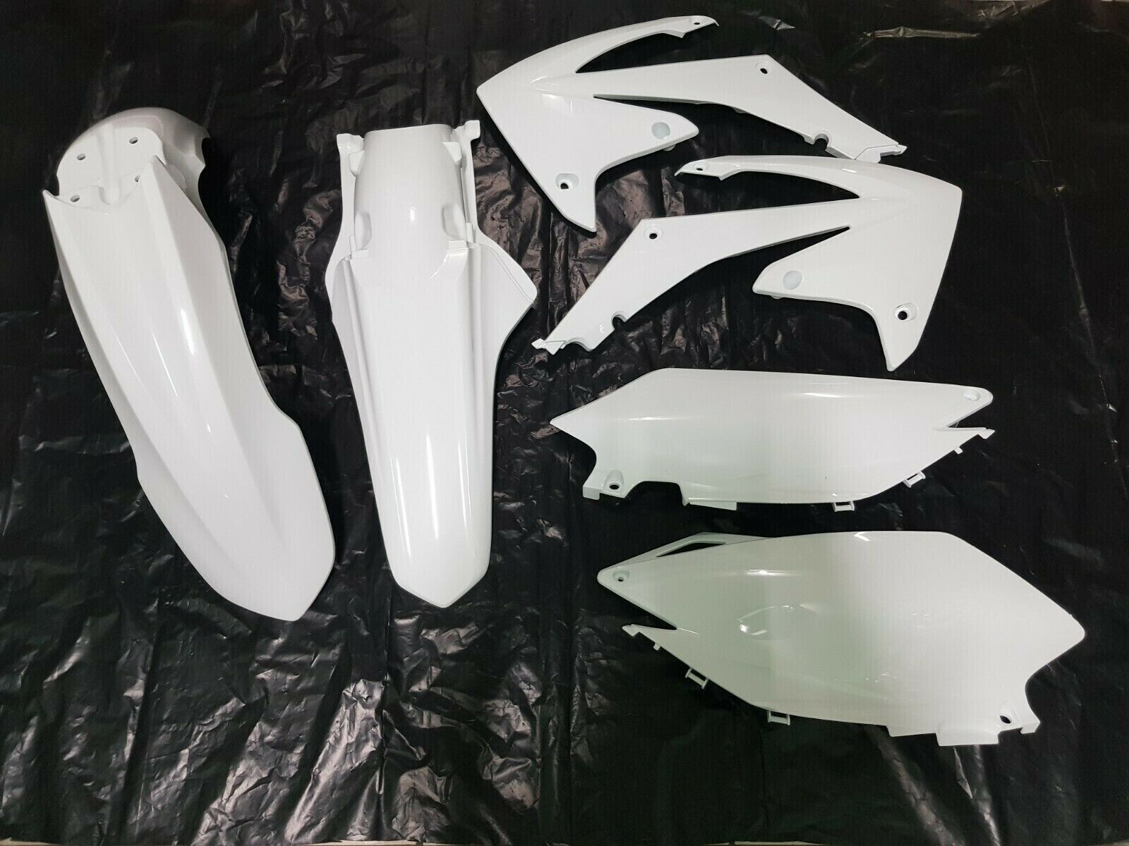 KIT PLASTICHE HONDA CRF 450 2011 2012 KIT 4 PZ COLORE BIANCO