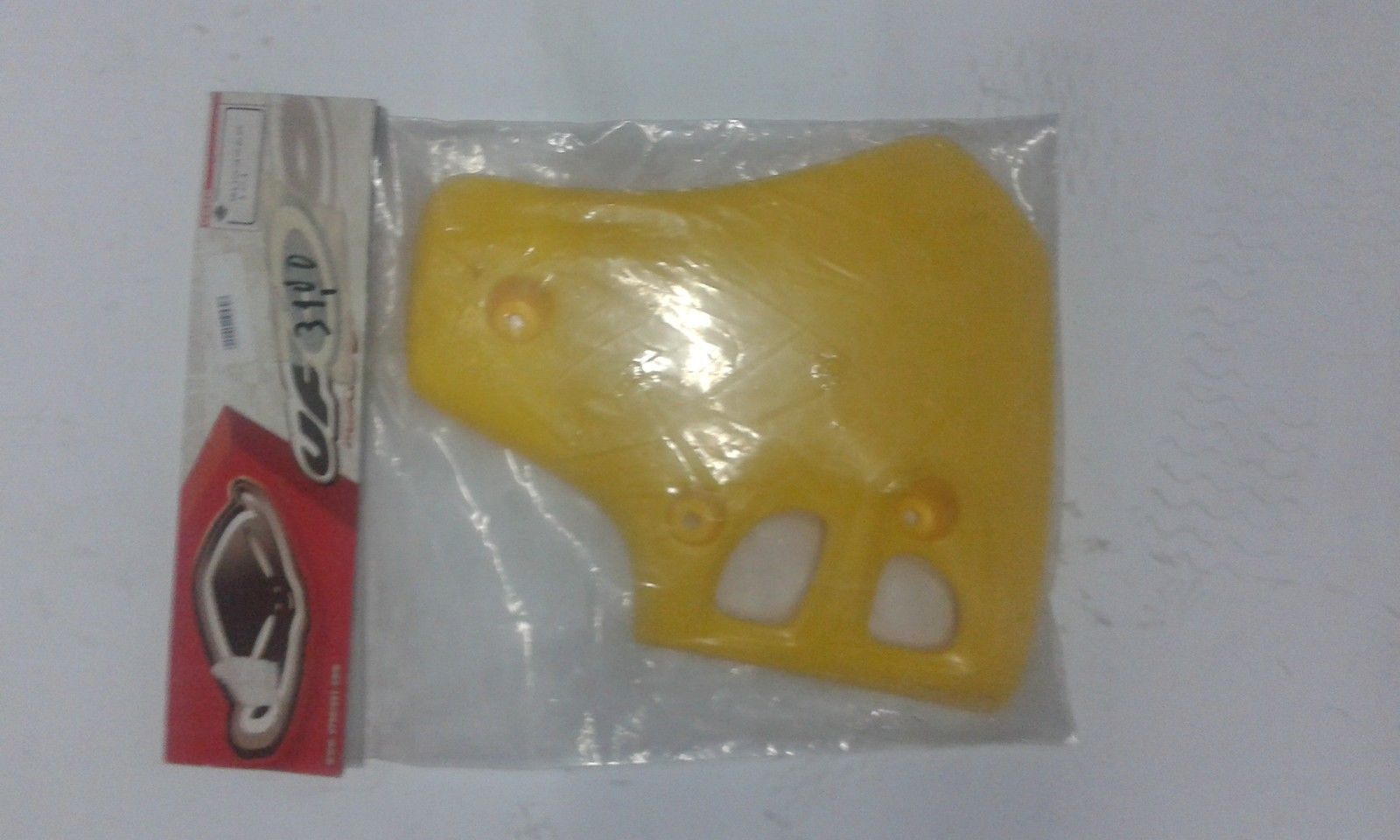 CONVOGLIATORE RADIATORE SINISTRO SUZUKI RM 80 1997 COLORE GIALLO
