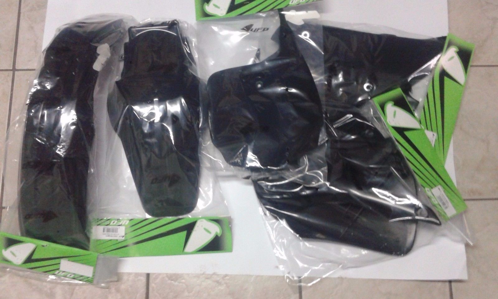 KIT PLASTICHE KAWASAKI KX 85 2005 5 PZ COLORE NERO