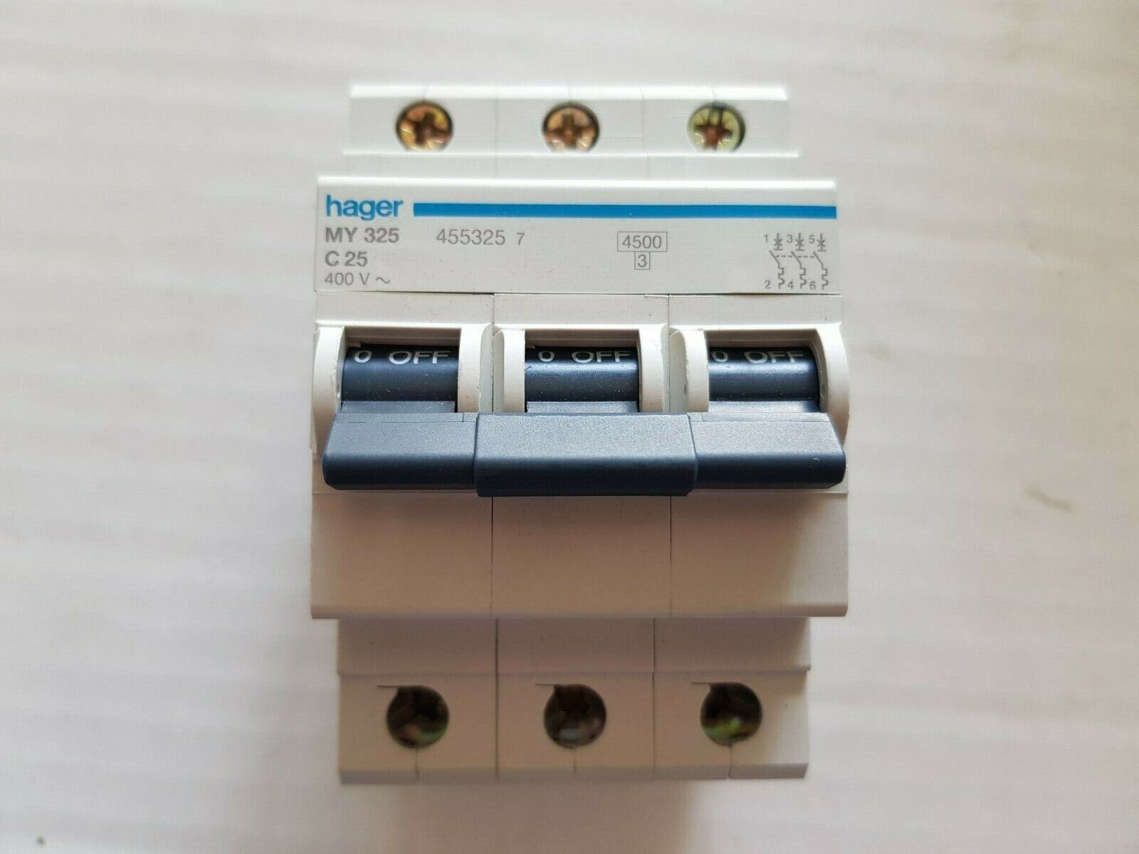 INTERRUTTORE AUTOMATICO HAGER CODICE MY325 3P 25A 4,5KA 1 PZ