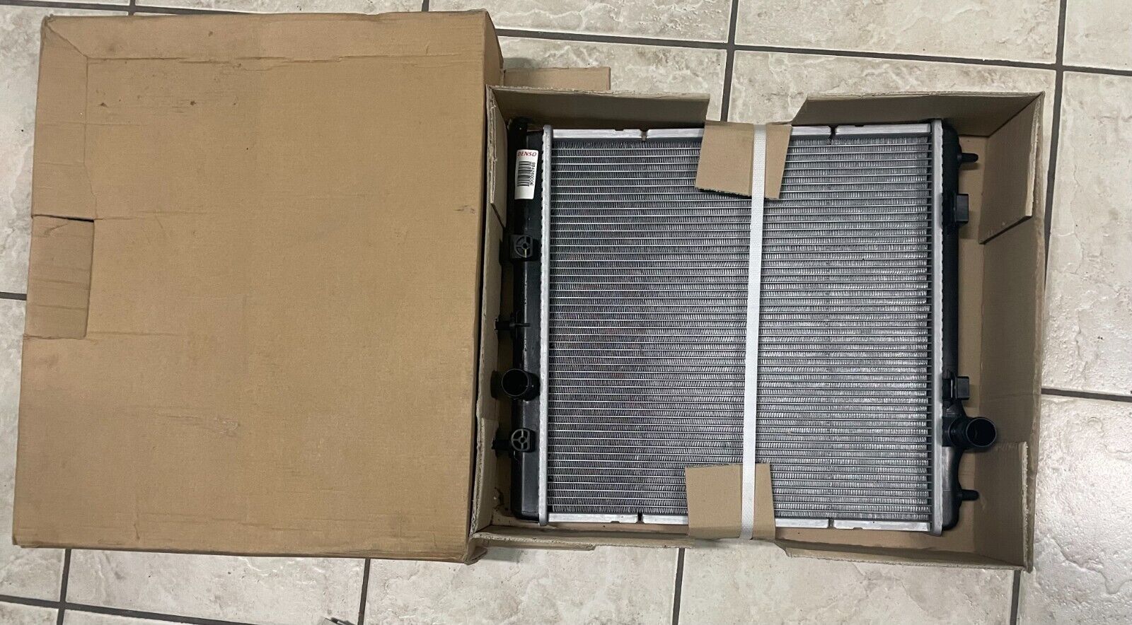 1330W9 RADIATORE ACQUA ORIGINALE CITROEN DS3