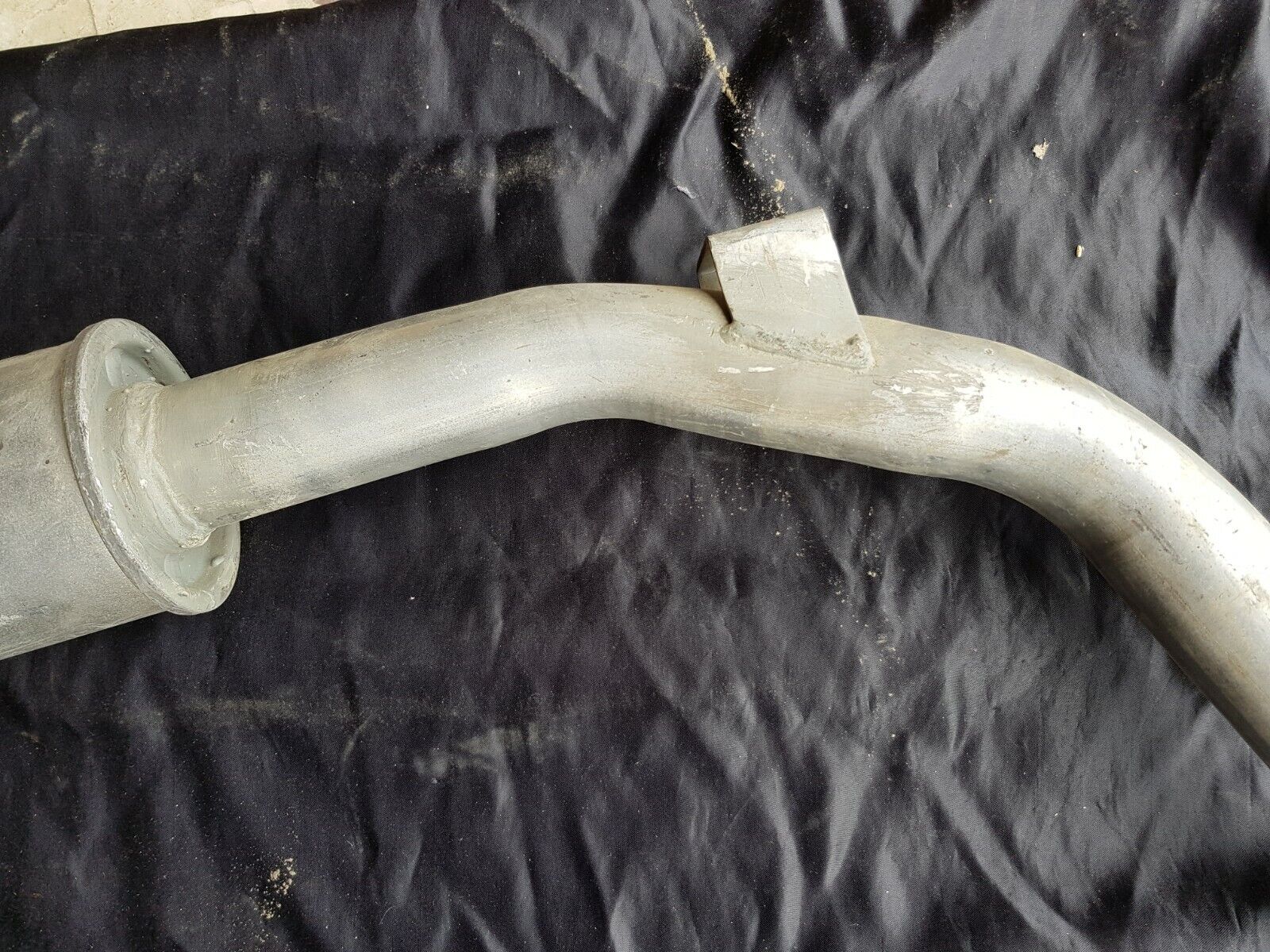 SILENZIATORE CENTRALE DESCAM 131402 LANCIA DELTA I 831AB0 1.3 55kW 75CV 1982