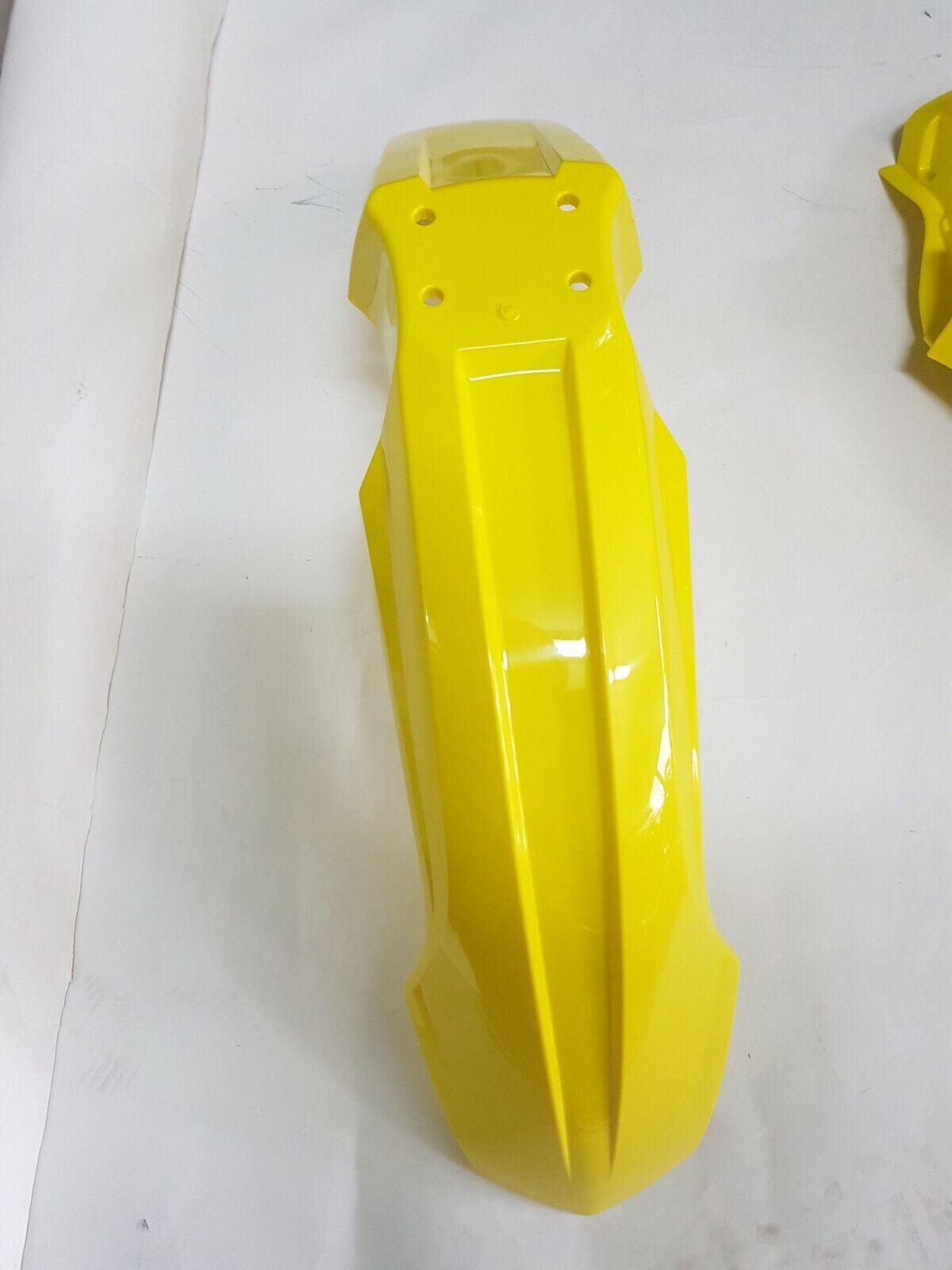 PARAFANGO ANTERIORE SUZUKI RM 85 2022 RESTYLING COLORE GIALLO