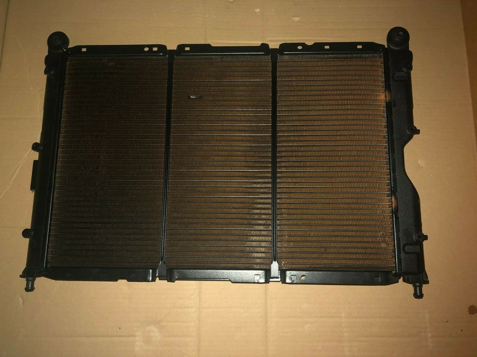 VALEO TA234 1245000403 RADIATORE MERCEDES CLASSE E W124 72 94 CV DIESEL 1991