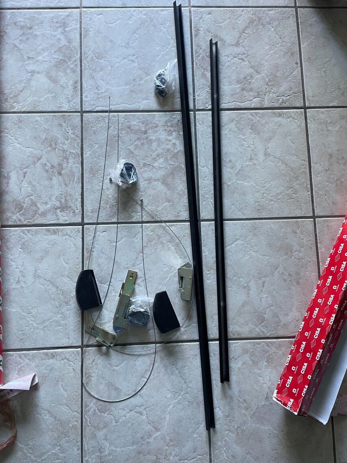 CISA 07063-61-0 COPPIA SCR A/B FAST SCROCCHI MANIGLIONI