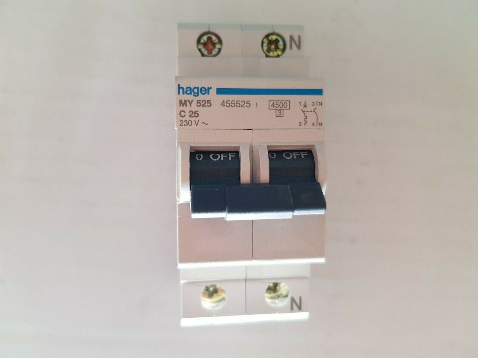 INTERRUTTORE AUTOMATICO HAGER CODICE MY525 1P+N 25A 4,5KA 1 PZ