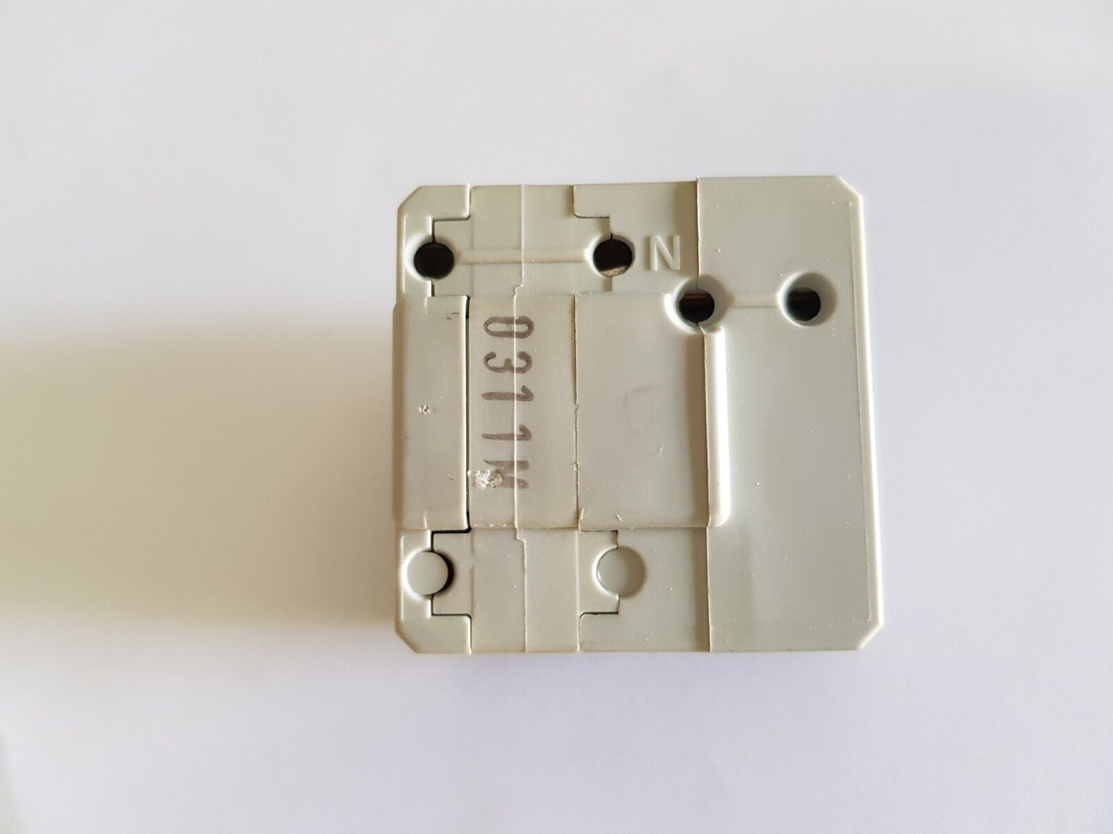 MAGNETOTERMICO DIFFEREZIALE 6A 110-230V 5060HZ LEGRAND VELA COD 682907 1 PEZZO