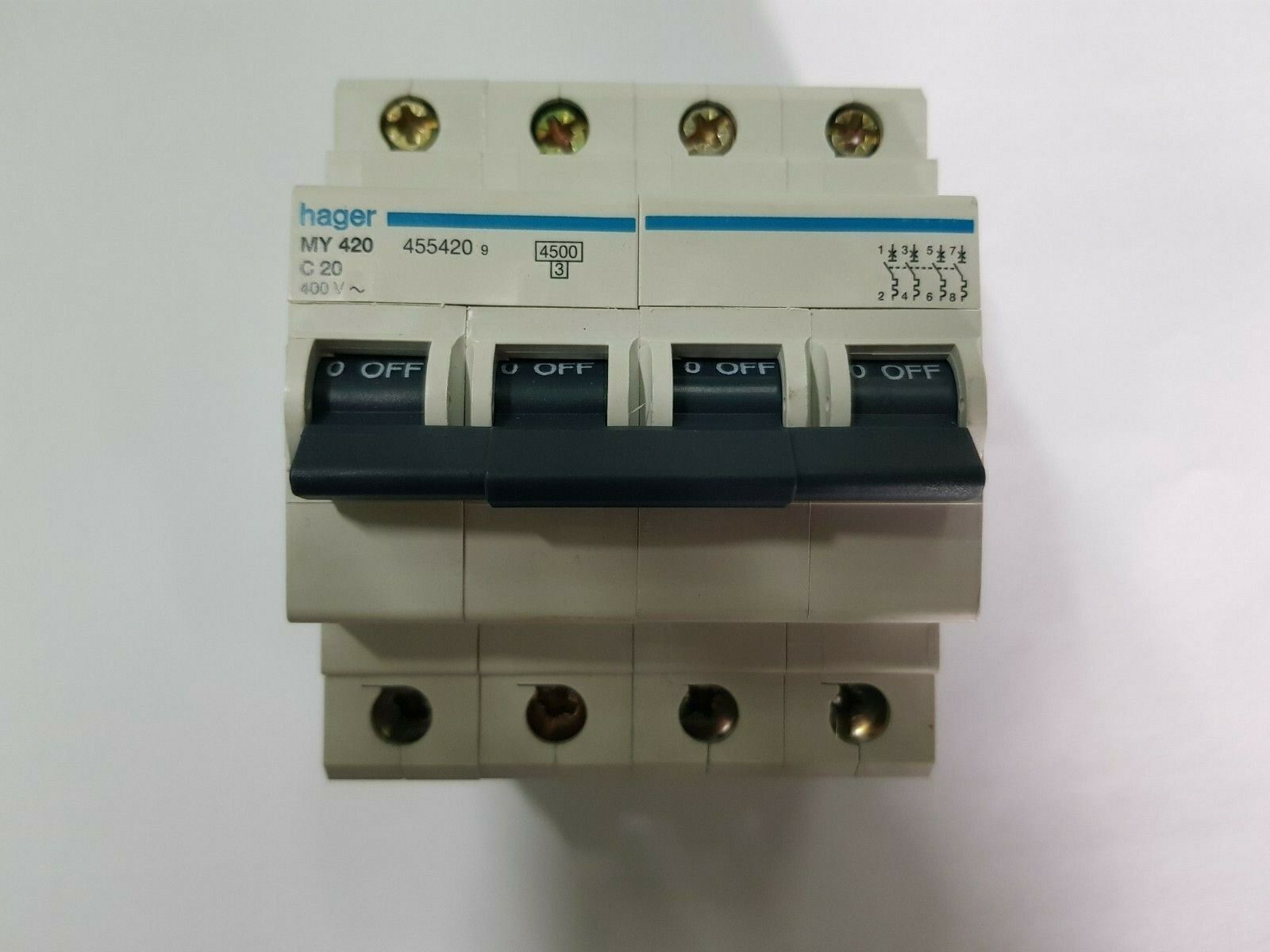 INTERRUTTORE AUTOMATICO HAGER CODICE MY420 4P 20A 4,5KA 1 PZ