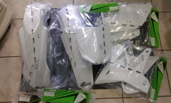 KIT PLASTICHE UFO YAMAHA YZ 125 250 2007 07 KIT 5 PZ RESTYLI