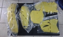 KIT PLASTICHE SUZUKI RM 85 2019 5 PZ COLORE GIALLO