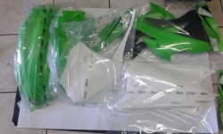 KIT PLASTICHE KAWASAKI KX 85 2014 KIT 5 PZ COLORE FOTO