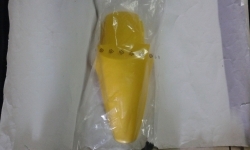 PARAFANGO POSTERIORE SUZUKI RM 85 2002 GIALLO