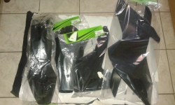 KIT PLASTICHE HUSQVARNA TC 125 2016 2017 2018 4 PZ COLORE NE