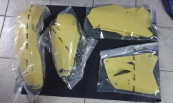 KIT PLASTICHE SUZUKI RM 85 2019 4 PZ COLORE GIALLO