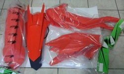 KIT PLASTICHE KTM EXC 125 250 300 2017 2018 2019 KIT 4 PZ CO