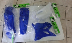 KIT PLASTICHE YAMAHA YZ 85 2007 KIT 4 PZ COLORE ORIGINALE