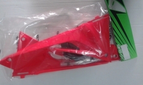 COPPIA COPERCHIO FIANCATINE CASSA FILTRO HONDA CRF 250 