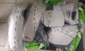 KIT PLASTICHE YAMAHA YZ 125 1991 KIT 5 PZ COLORE BIANCO