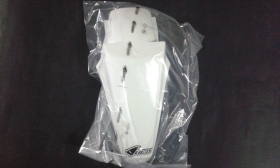 PARAFANGO POSTERIORE SUZUKI RM 85 2002 BIANCO