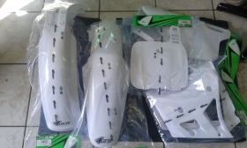 KIT PLASTICHE YAMAHA YZ 250 1991 KIT 5 PZ COLORE BIANCO
