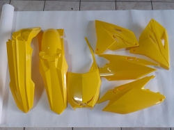 KIT PLASTICHE SUZUKI RESTYLING RM 125 250 2007 5 PZ POLISPOR