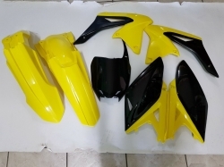 KIT PLASTICHE SUZUKI RMZ 250 2016 KIT 5 PZ COLORE GIALLO NER