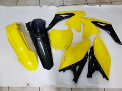 KIT PLASTICHE SUZUKI RMZ 250 2018 KIT 5 PZ COLORE GIALLO NER
