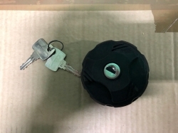 067775 TAPPO SERBATOIO CARBURANTE CON CHIAVI NON VENTILATO F