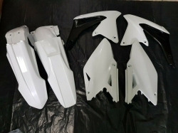KIT PLASTICHE SUZUKI RMZ 450 2008 4 PZ COLORE BIANCO NERO