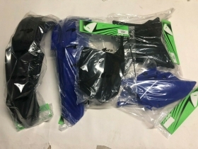 KIT PLASTICHE YAMAHA YZ 125 250 2017 KIT 5 PZ NERO BLU
